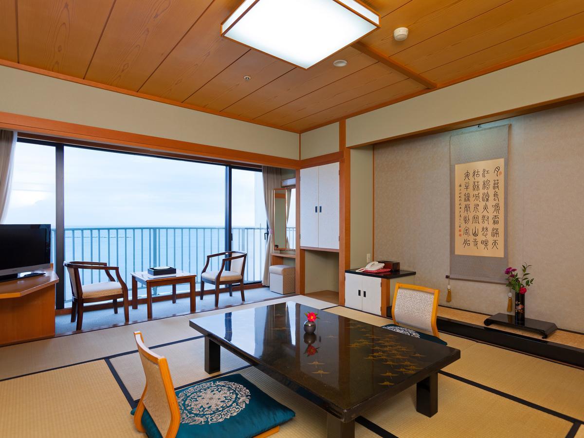 Hotel Koshuen Wajima Luaran gambar